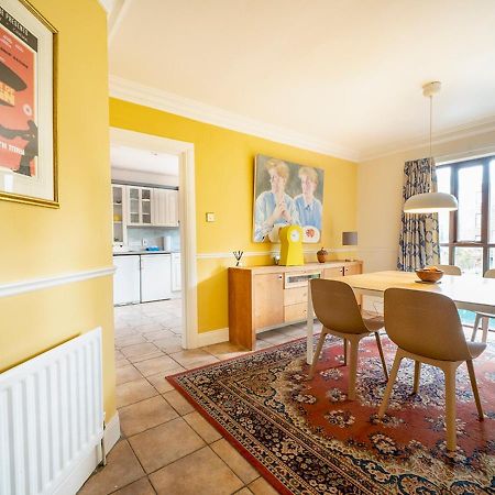 Pass The Keys Stunning 3 Bedroom Apt Leafy South Belfast With Lots Nearby ภายนอก รูปภาพ