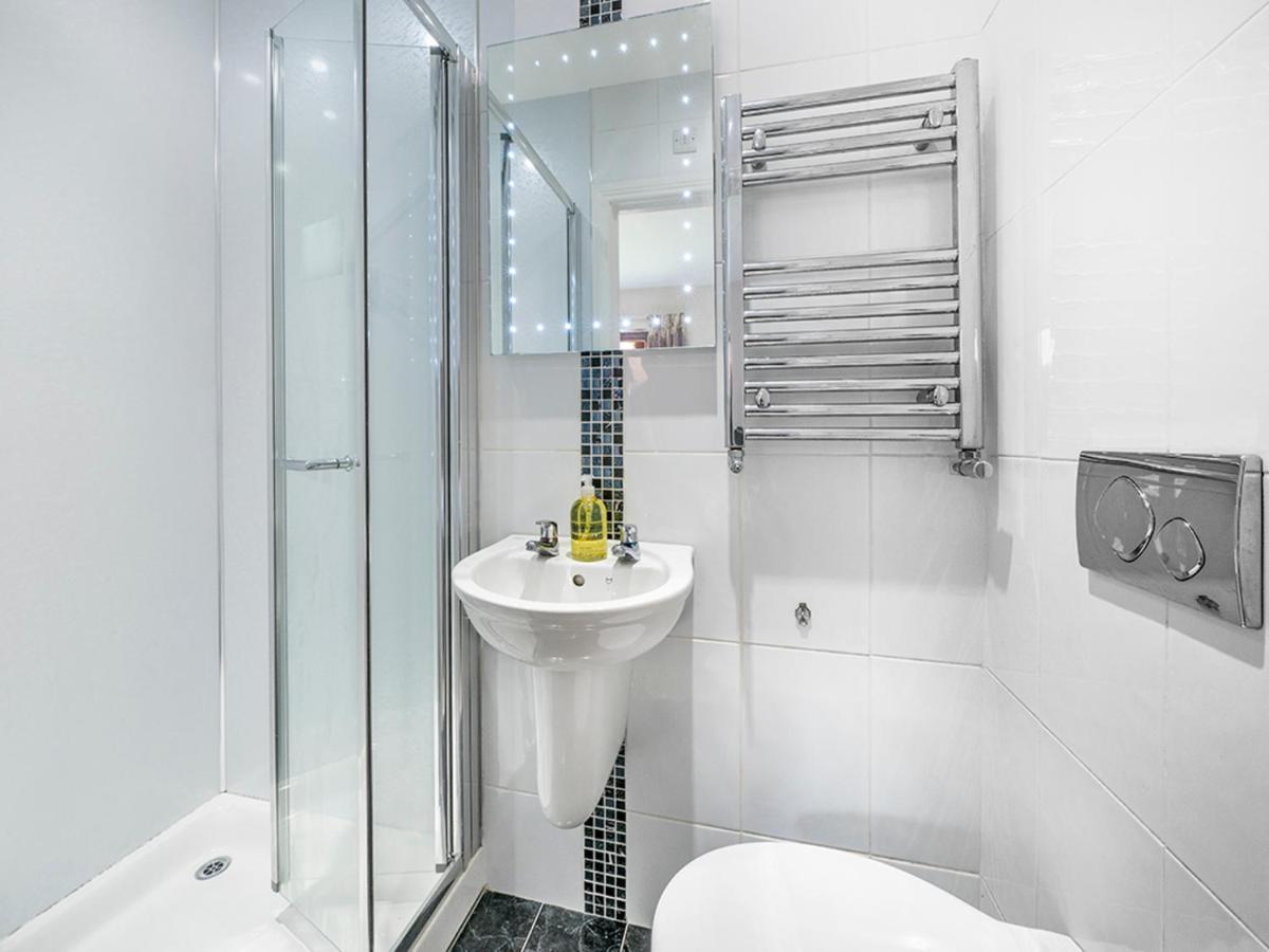 Pass The Keys Stunning 3 Bedroom Apt Leafy South Belfast With Lots Nearby ภายนอก รูปภาพ